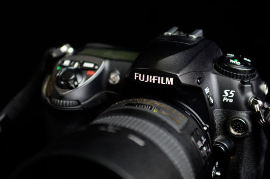 How to simulate Fujifilm S5pro colors using any cameras? Use Lightroom and PerfeFilm